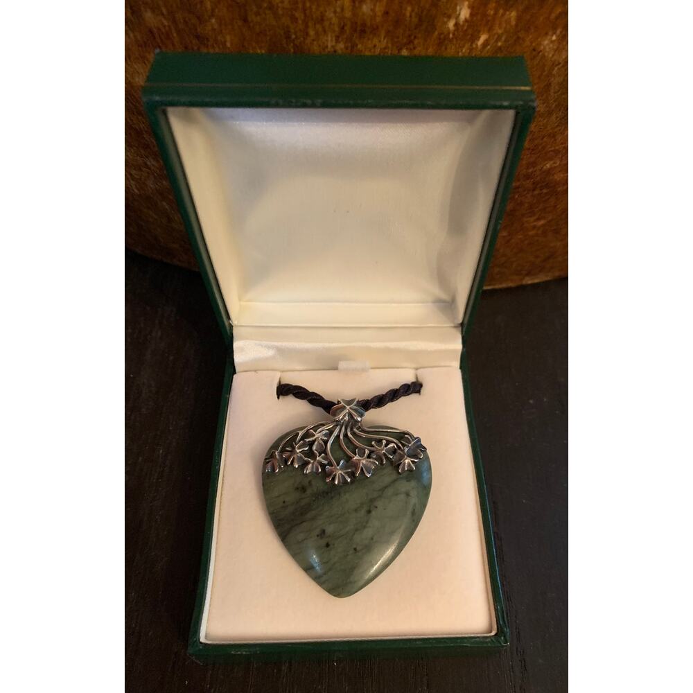 Connemara Marble and Sterling Silver Heart Pendant/Necklace Ireland Vintage